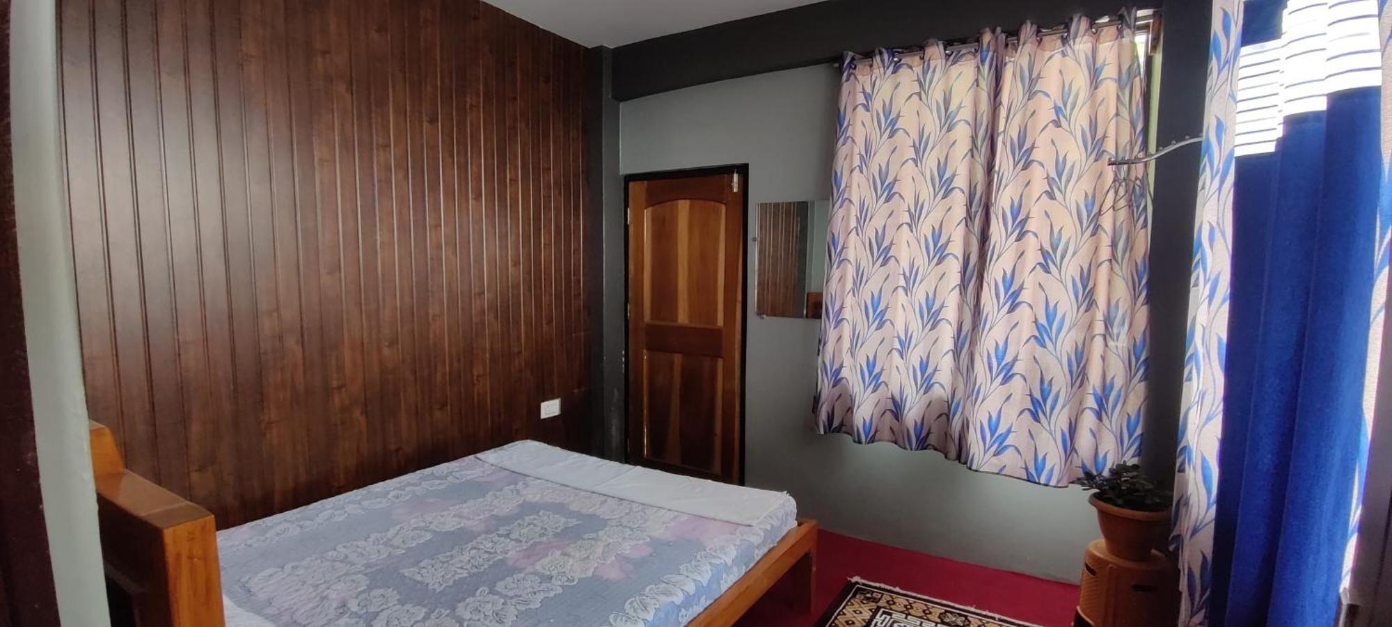 Mountain Chalet دارجيلنغ الغرفة الصورة
